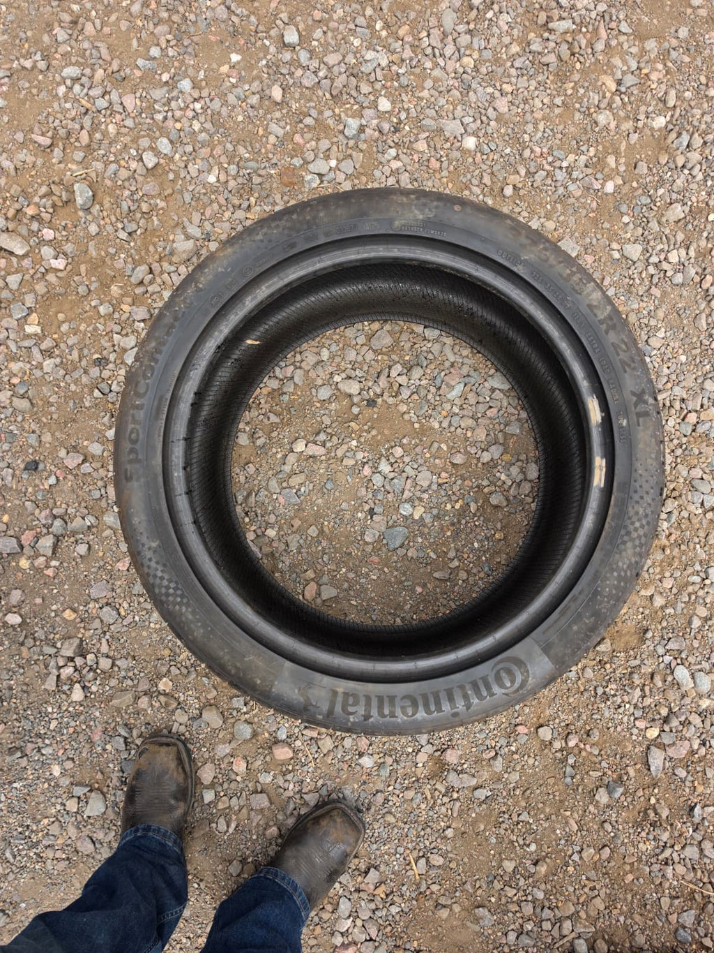 325/35ZR22 Pair (2 Used Tires)  Continental Sport Contact 6