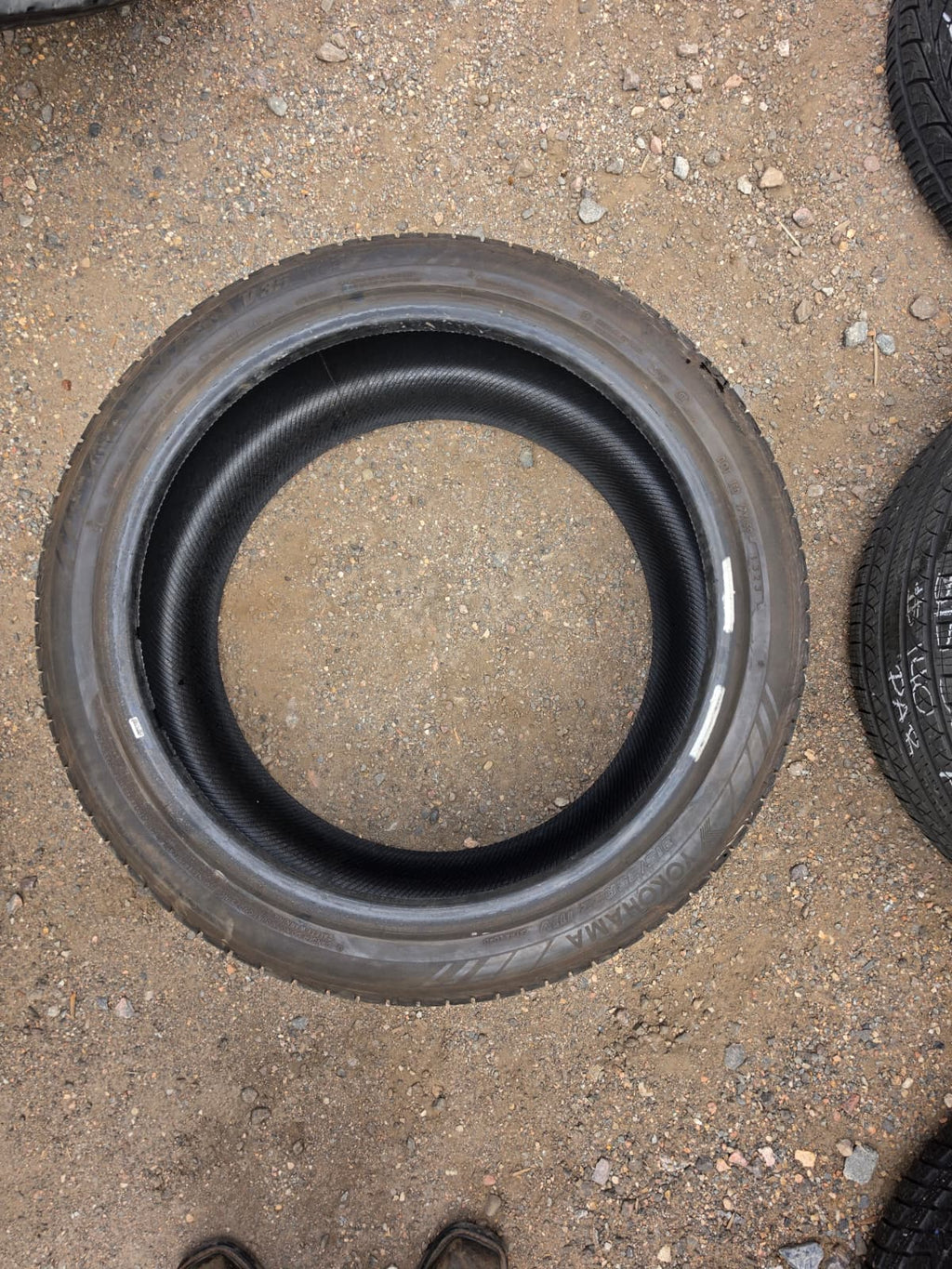 315/35R22 Pair (2 Used Tires)Yokohama Advan V35