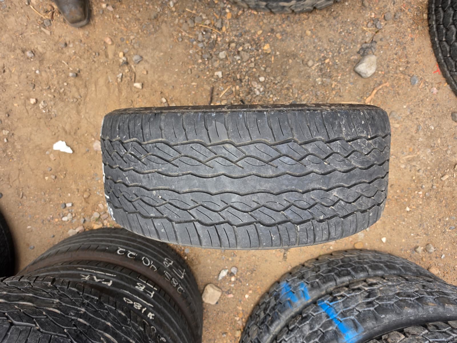 285/40R22 Pair (2 Used Tires)Falken Ziex S/T