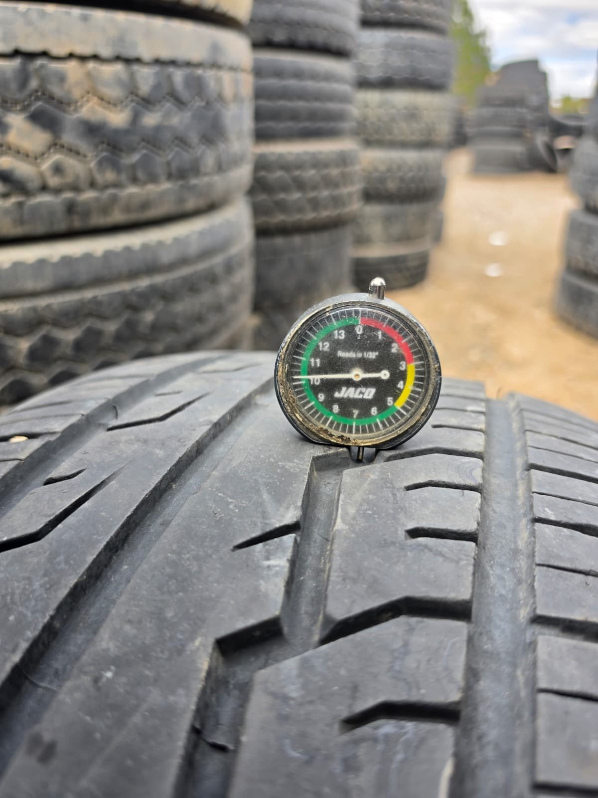 285/45R22 Set (4 Used Tires) Ironman iMove G2