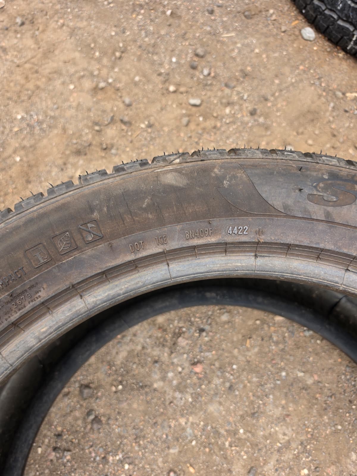 315/40R21 Pair (2 Used Tires) Pirelli Scorpion