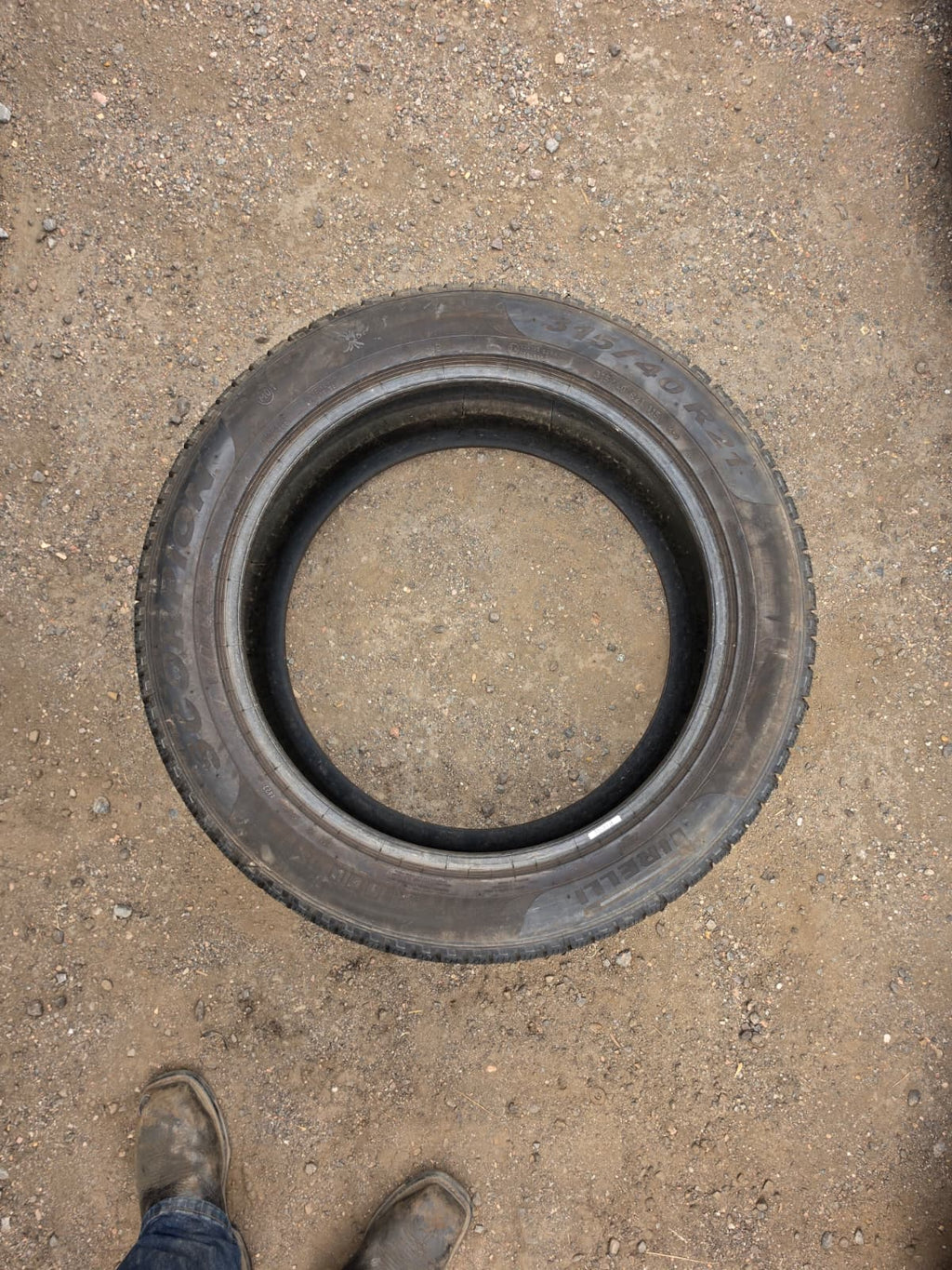 315/40R21 Pair (2 Used Tires) Pirelli Scorpion