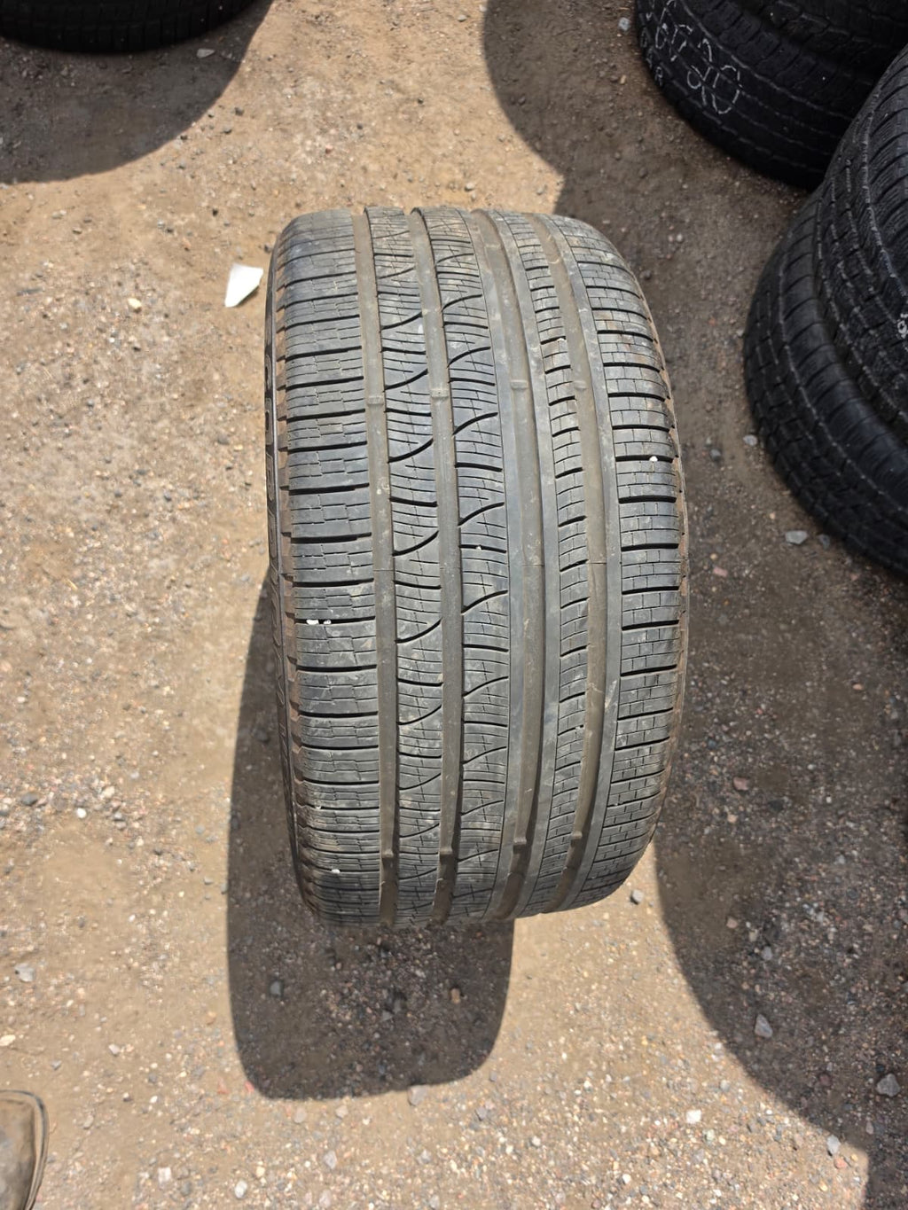 315/35R21 Pair (2 Used Tires ) Pirelli Scorpion Verde