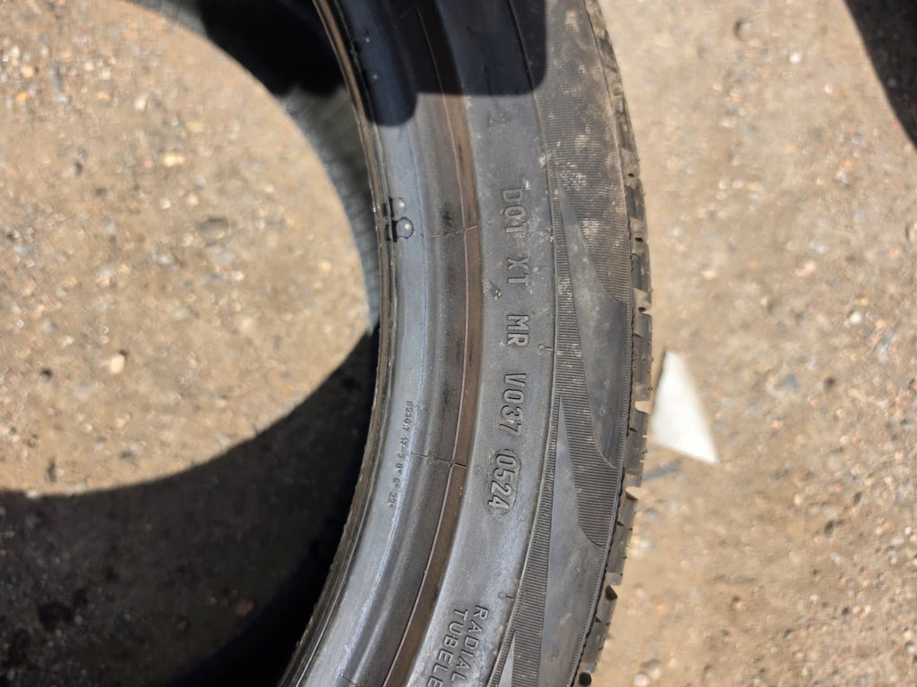 315/35R21 Pair (2 Used Tires ) Pirelli Scorpion Verde