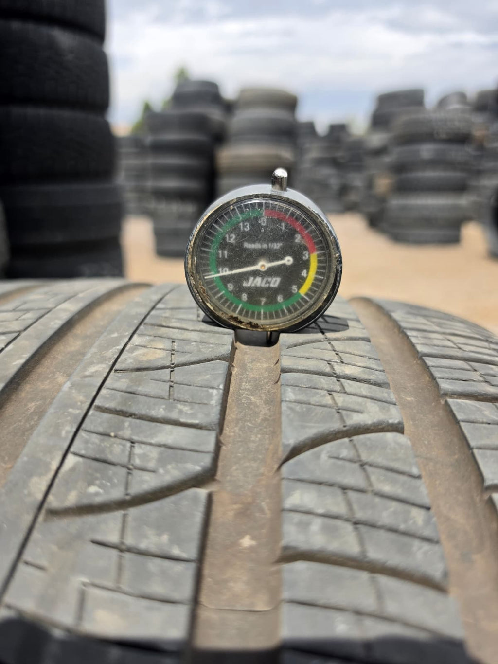 315/35R21 Pair (2 Used Tires ) Pirelli Scorpion Verde