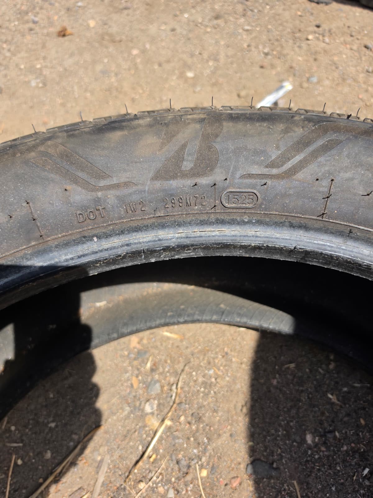 285/45R21 Pair (2 Used Tires) Bridgestone Alenza
