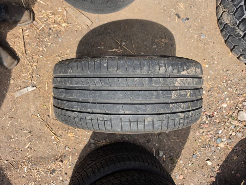 255/35R21 Pair (2 Used Tires)  Pirelli PZero