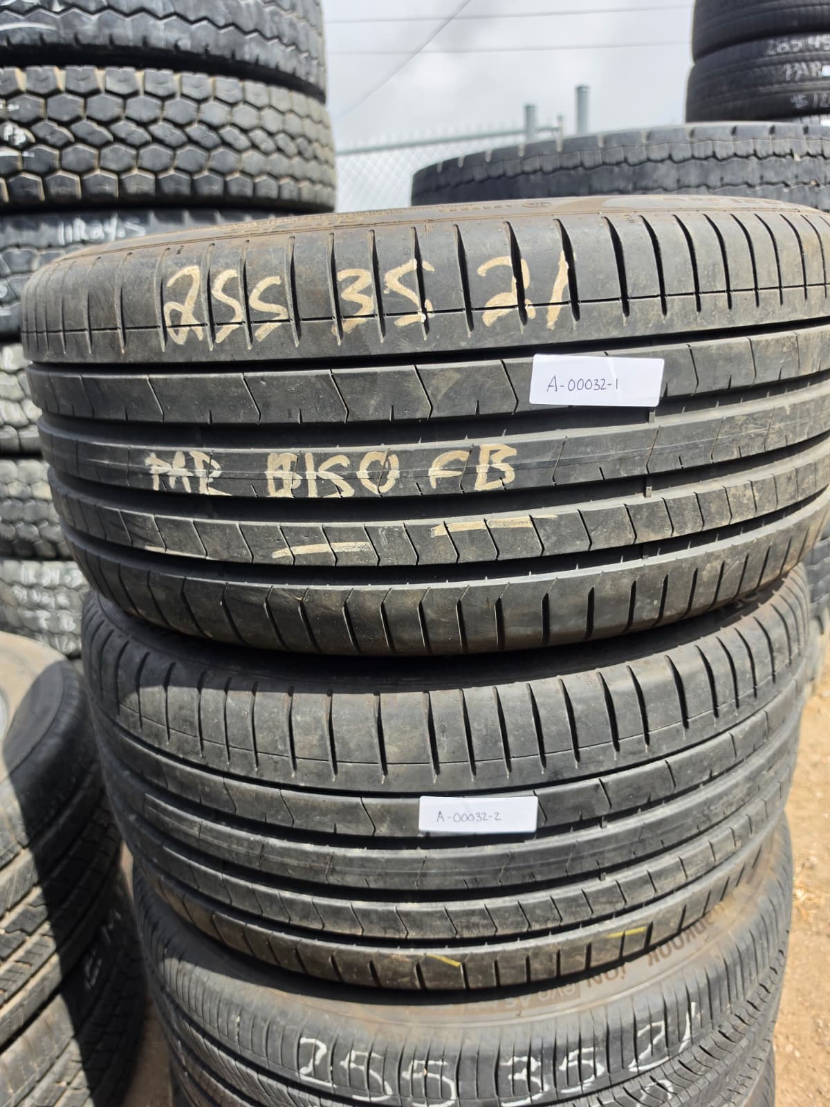 255/35R21 Pair (2 Used Tires)  Pirelli PZero