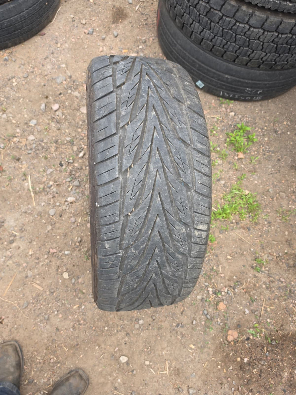 275/50R21 Pair (2 Used Tires) Toyo Proxes ST3