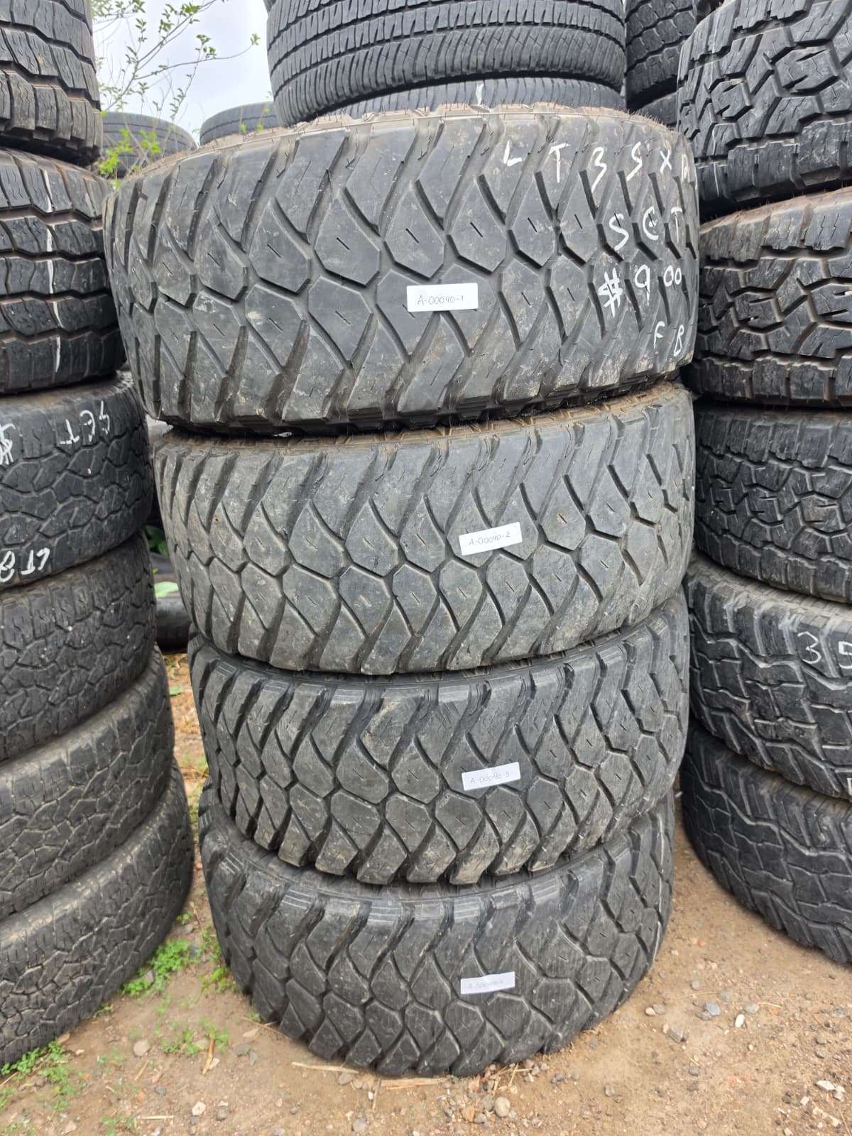 LT35x12.50R20 Set (4 Used Tires) Maxxis Razr