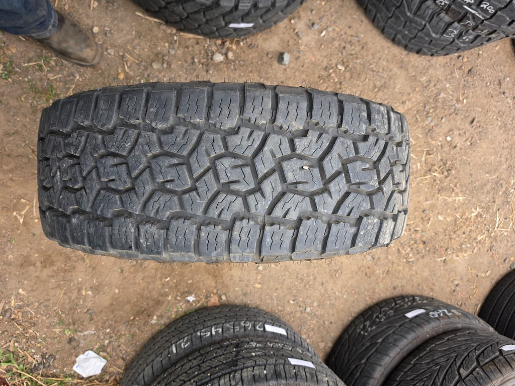 LT275/60R20 Set (4 Used Tires) Toyo Open Country
