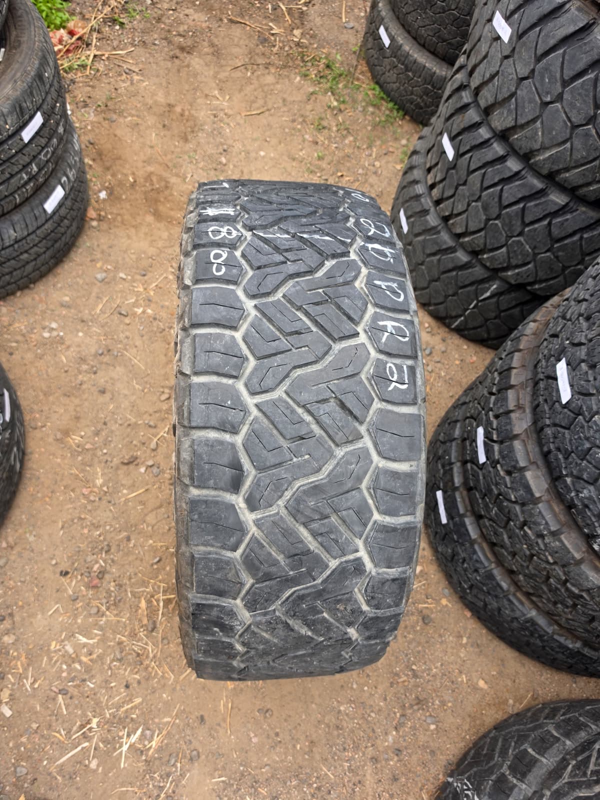 LT315/60R20 Set (4 Used Tires) Nitto Recon Grappler