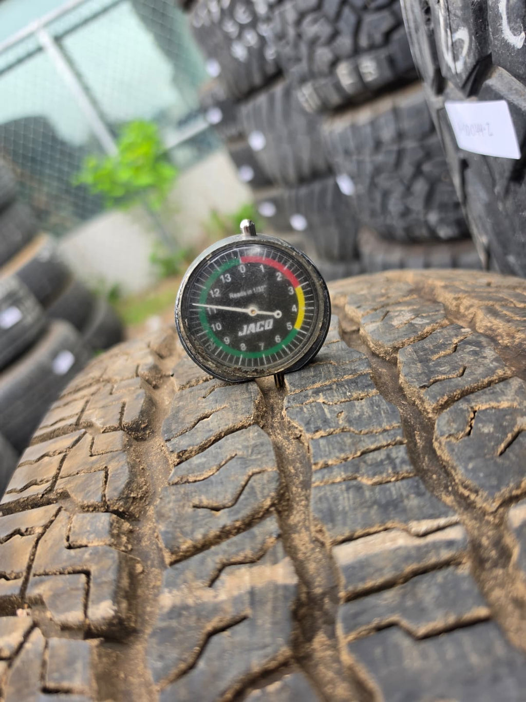 275/60R20 Set (4 Used Tires) Goodyear Wrangler Territory AT