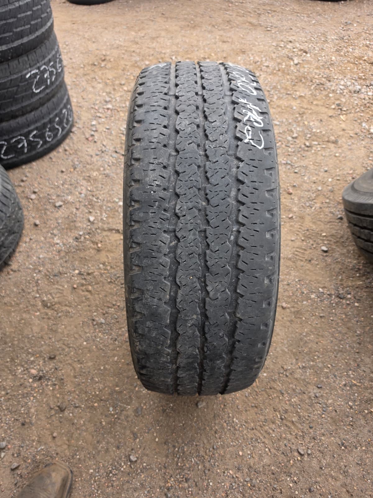 LT285/60R20 Set (4 Used Tires) FireStone Transforce AT