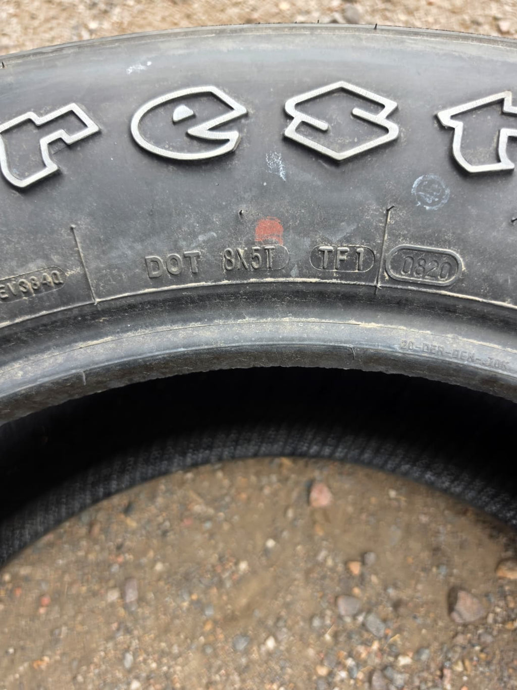 LT285/60R20 Set (4 Used Tires) FireStone Transforce AT