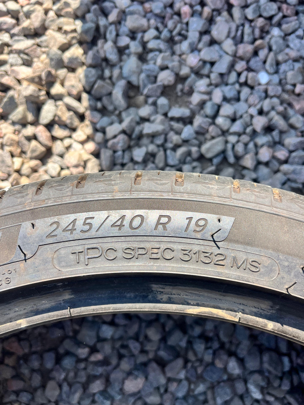 245/40R19 Pair (2 Used Tires) Michelin Primacy Tour