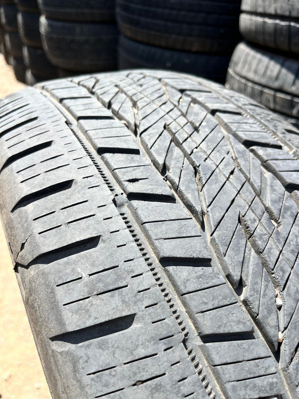 275/60R20 Set (4 Used Tires) Continental CrossContact