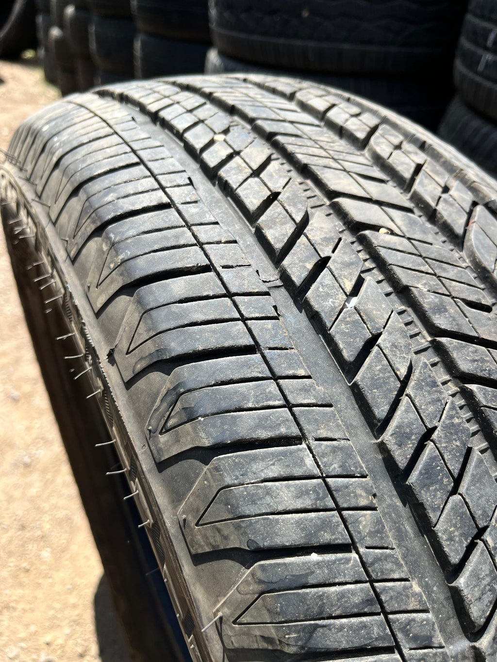 265/60R20 Set (4 Used Tires) Bridgstone Dueller