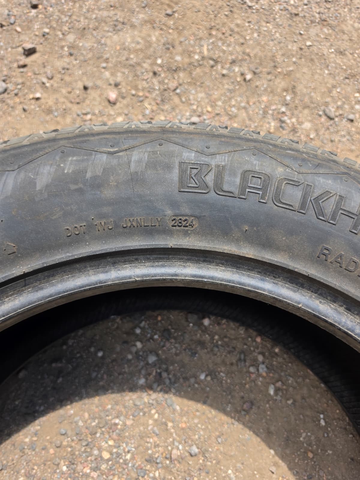 275/60R20 (3 Used Tires) BlackHawk Hiscend-H