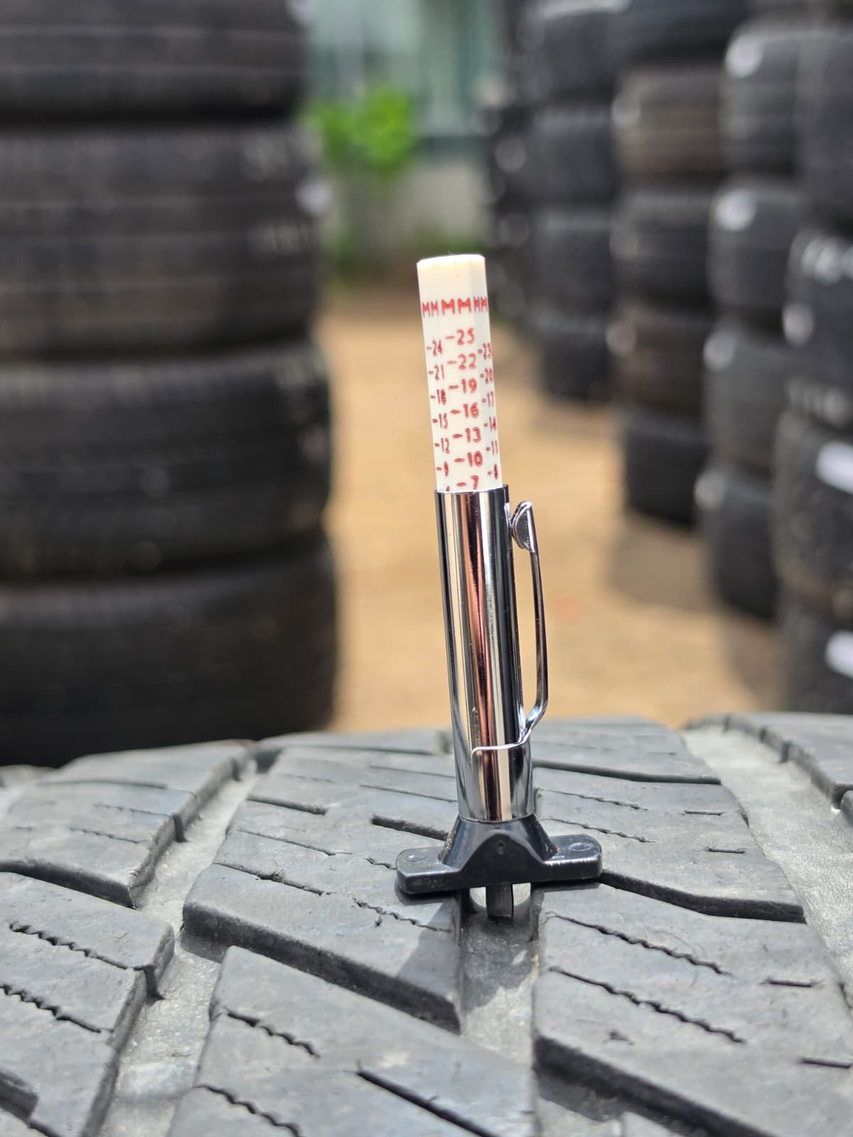LT275/65R20 (3 Used Tires) Toyo Open Country H/T2