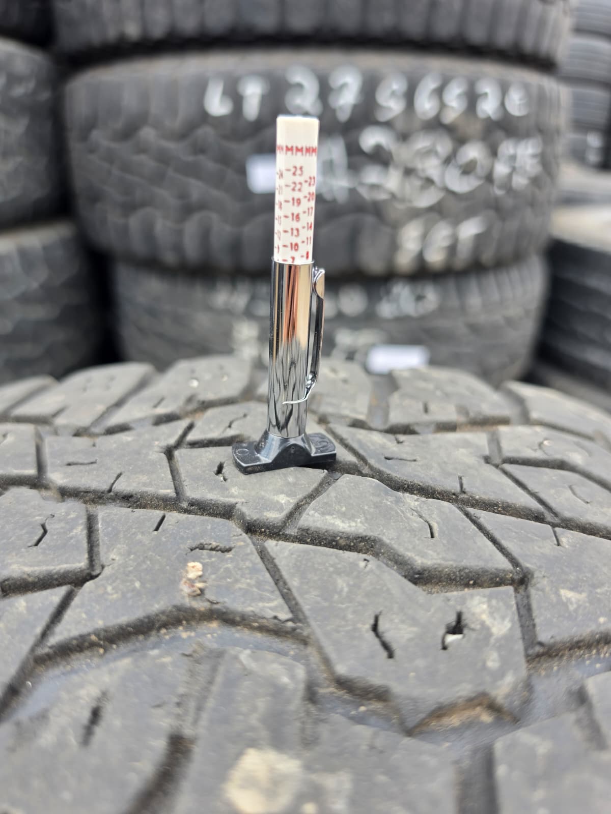 LT275/65R20 Set (4 Used Tires) Goodyear Wrangler