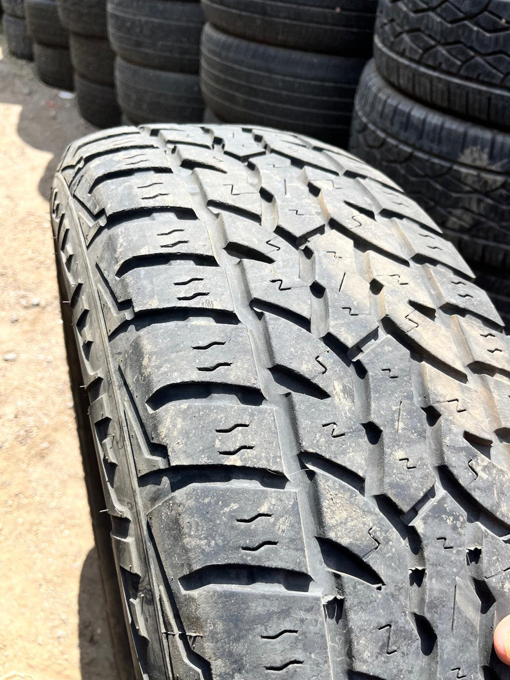 275/60R20 Pair (2 Used Tires)  Ironman All Country