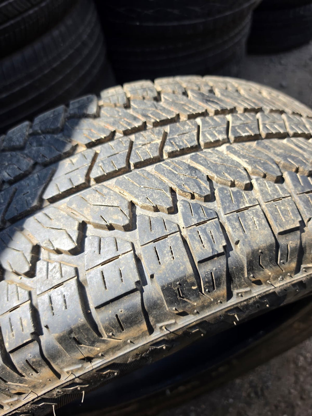 275/60R20 Set (4 Used Tires) Bridgestone Dueler A/T