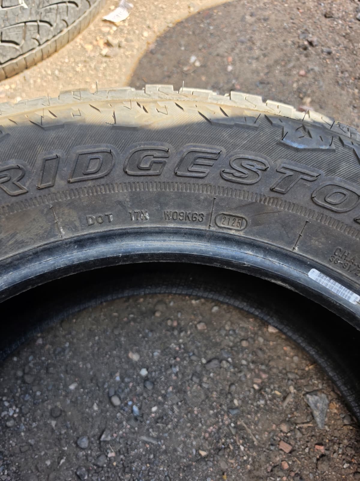 275/60R20 Set (4 Used Tires) Bridgestone Dueler A/T