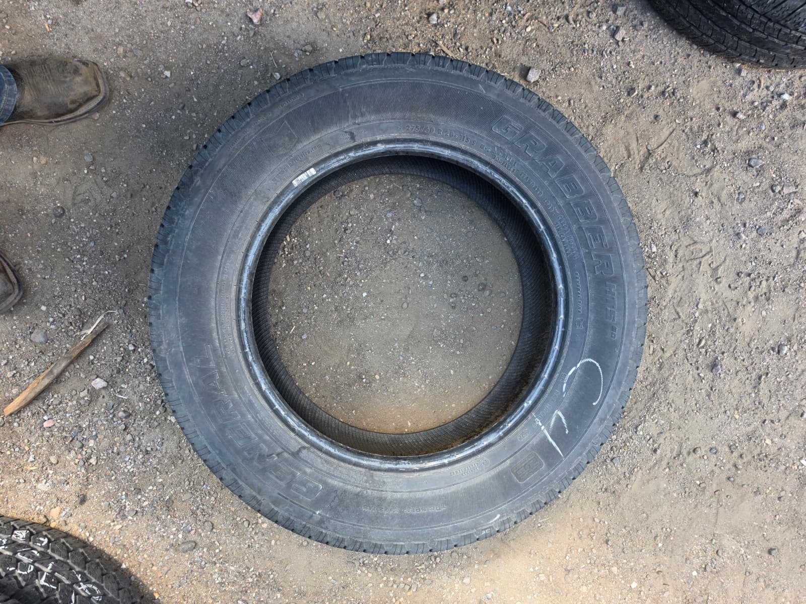 275/60R20 Set (4 Used Tires) General Grabber HTS60