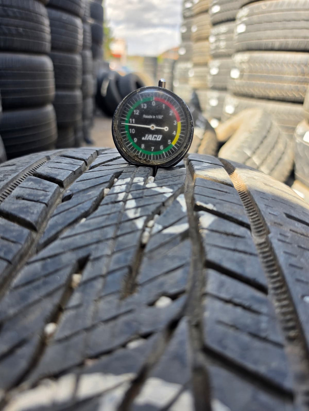 275/60R20 Pair (2 Used Tires) Continental CrossContact LX20