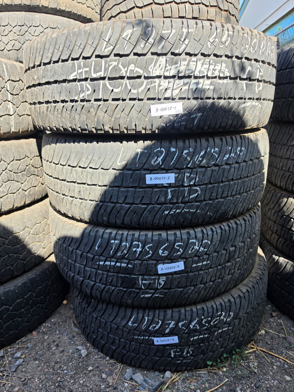 LT275/65R20 Set (4 Used Tires) Michelin LTX A/T2