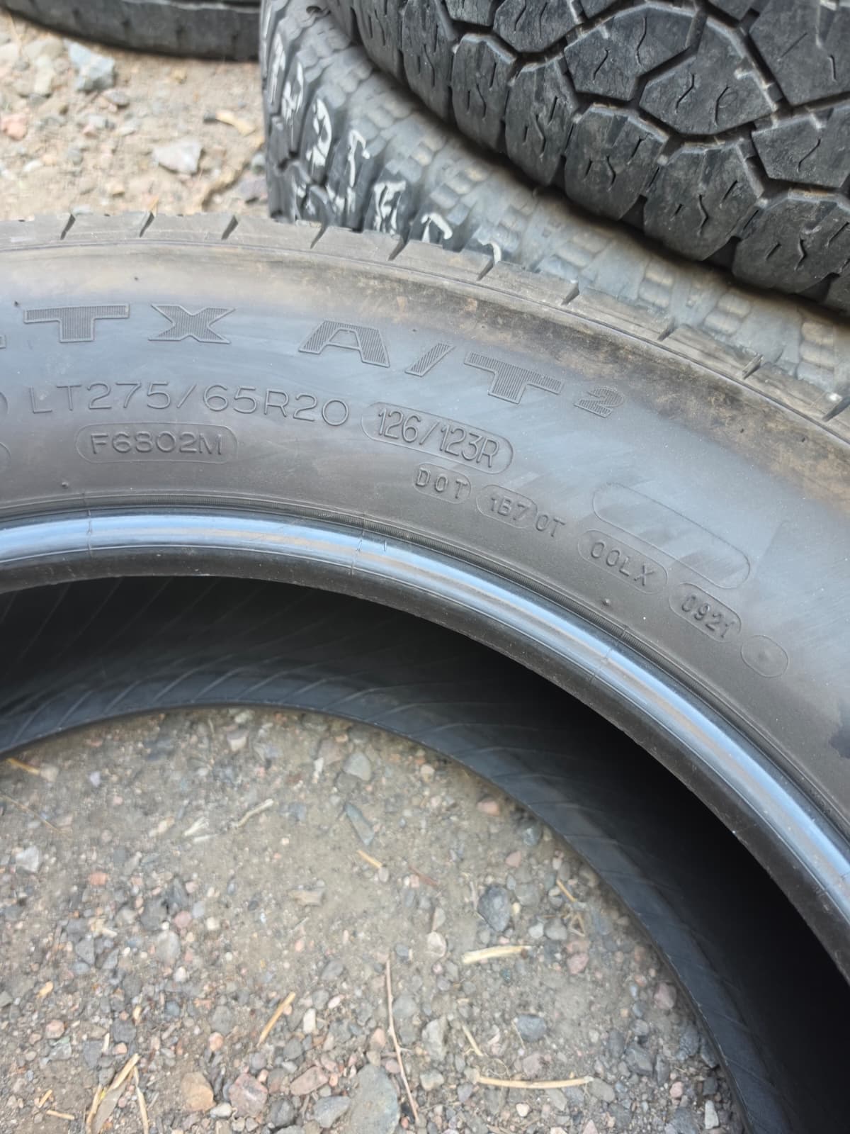 LT275/65R20 Set (4 Used Tires) Michelin LTX A/T2