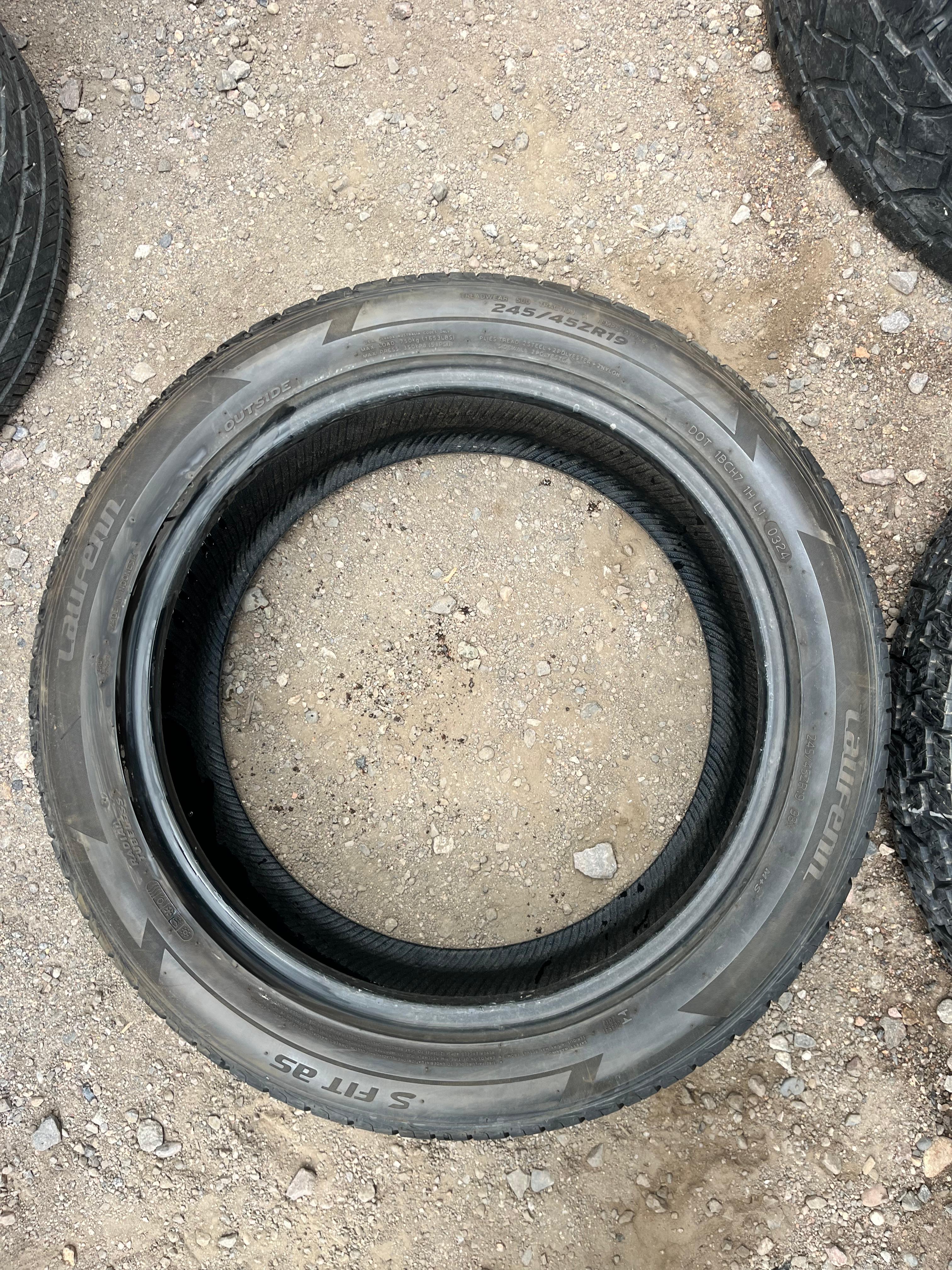 245/45ZR19 Set (4 Used Tires)  Laufenn S FIT AS