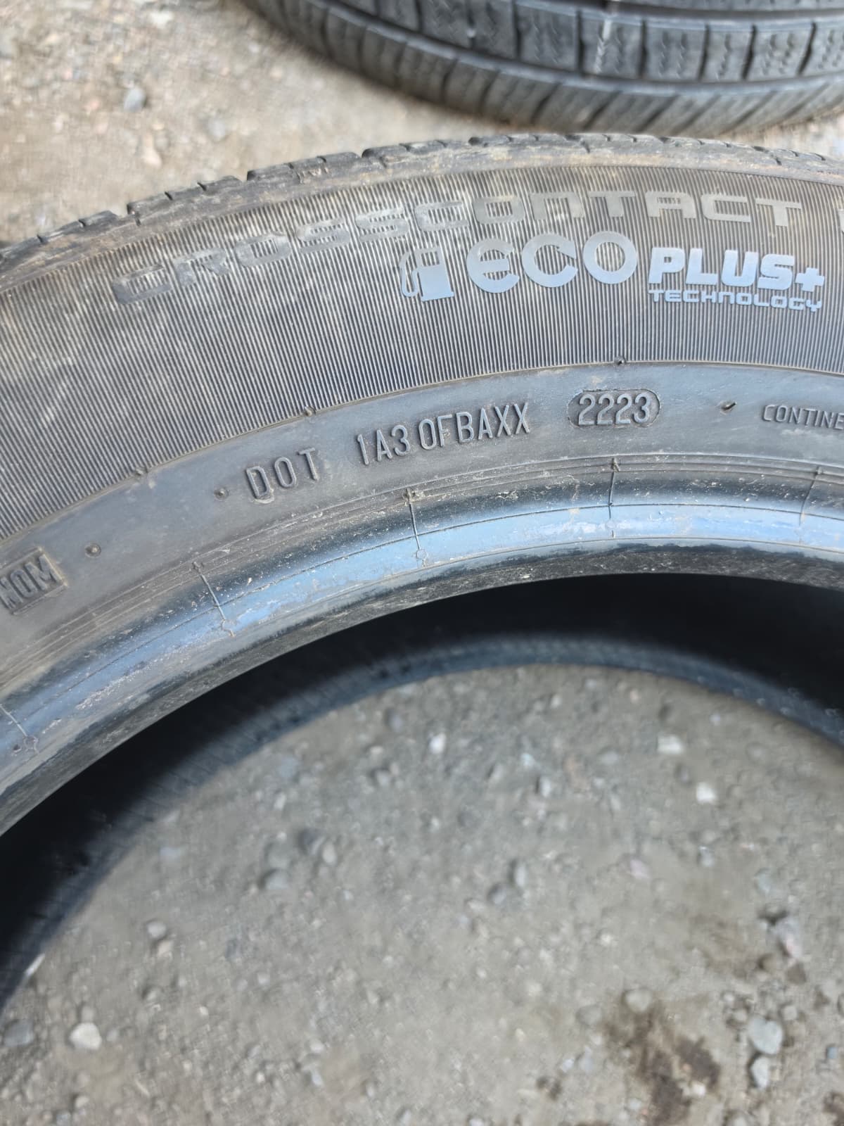255/55R20 Set (4 Used Tires) Continental CrossContact CT LX20