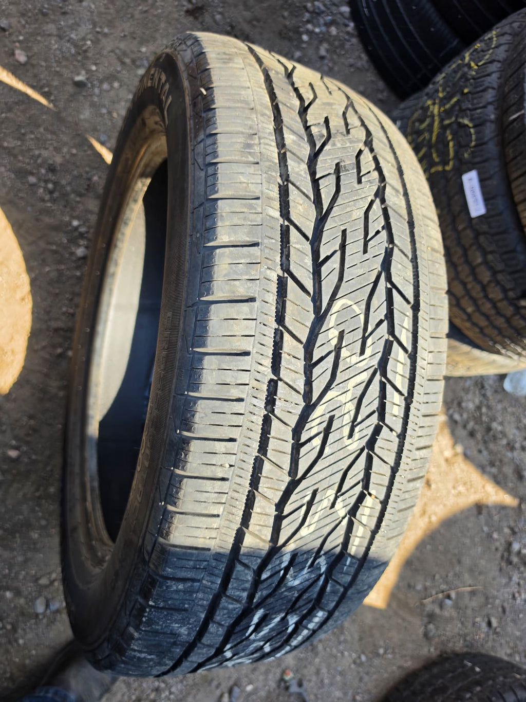 255/55R20 Set (4 Used Tires) Continental CrossContact CT LX20