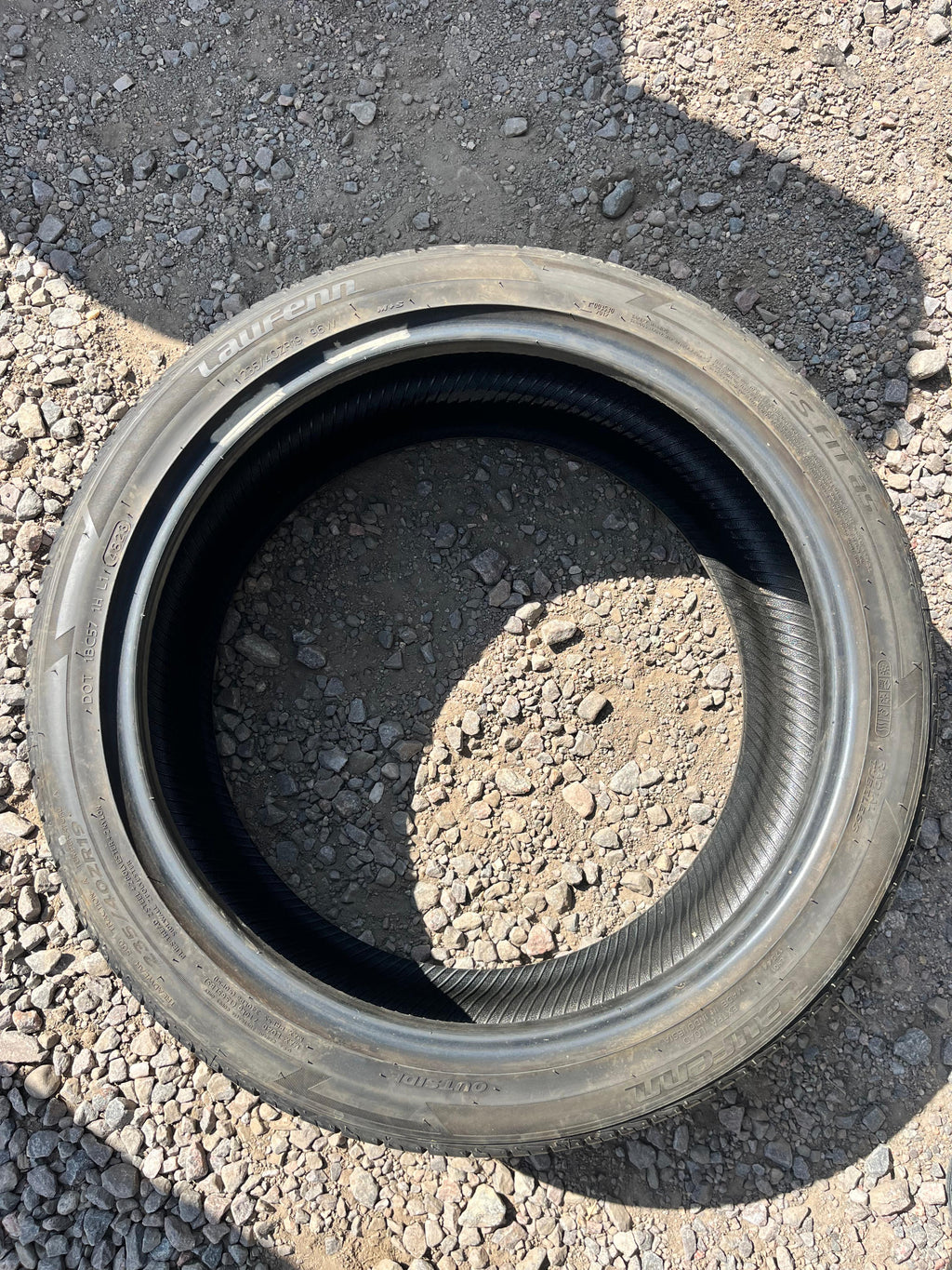 235/40ZR19 Pair (2 Used Tires) Laufenn S Fit AS