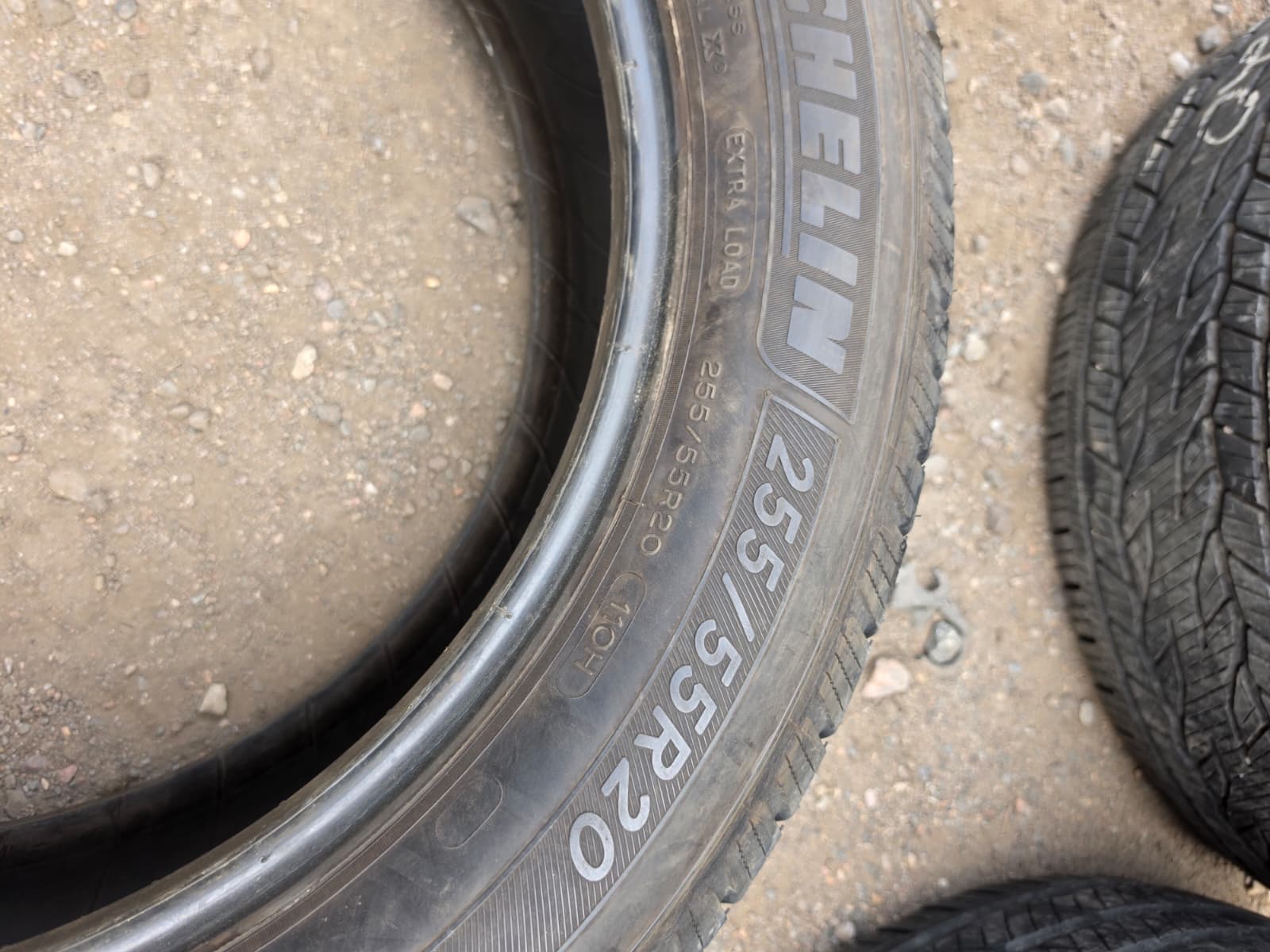 255/55R20 Set (4 Used Tires) Michelin Defender