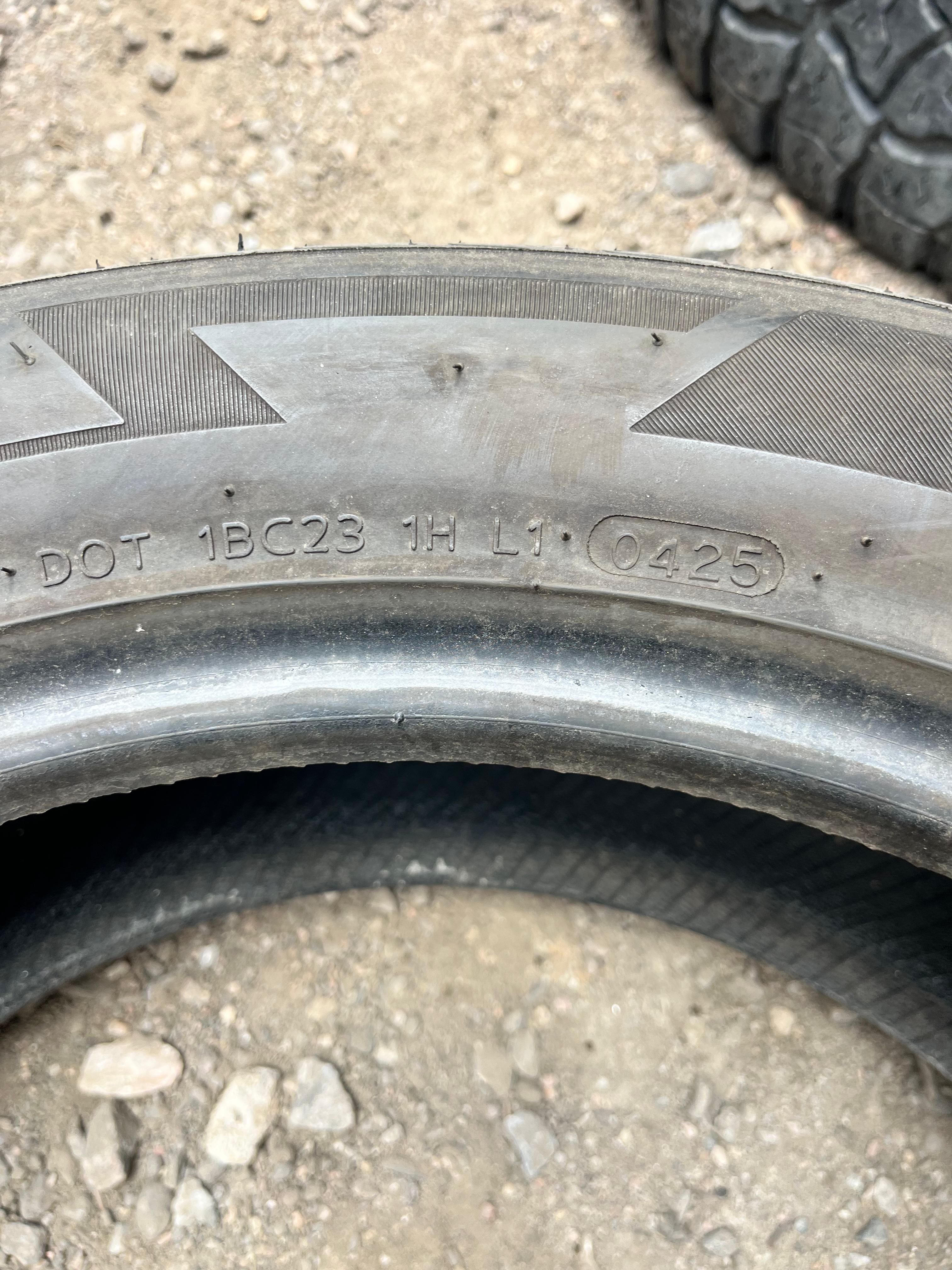 235/50R19 (3 Used Tires) Laufenn S FIT AS