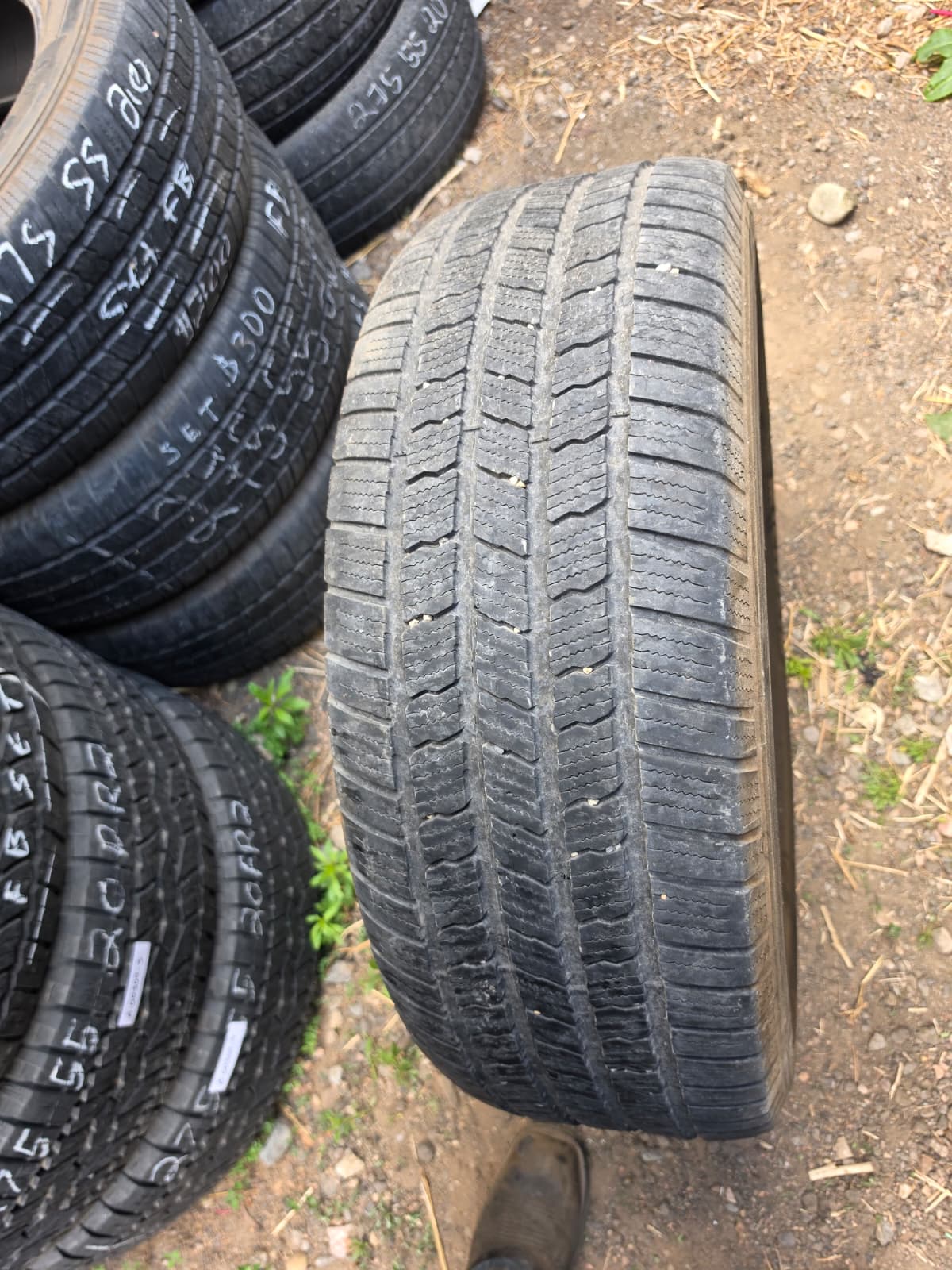 275/55R20 Set (4 Used Tires) Michelin Defender LTX