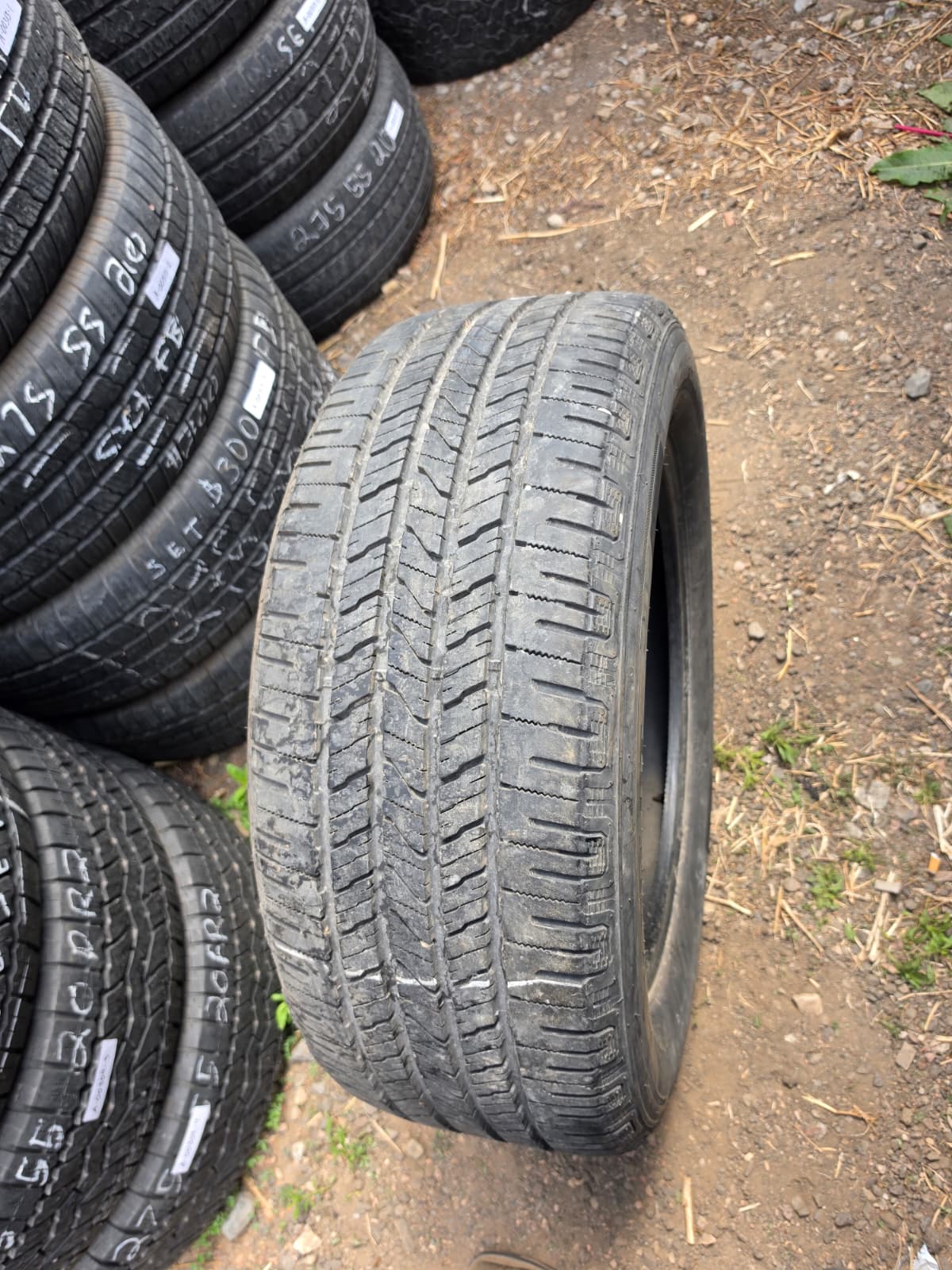 275/55R20 Pair (2 Used Tires) Laufenn X Fit HT
