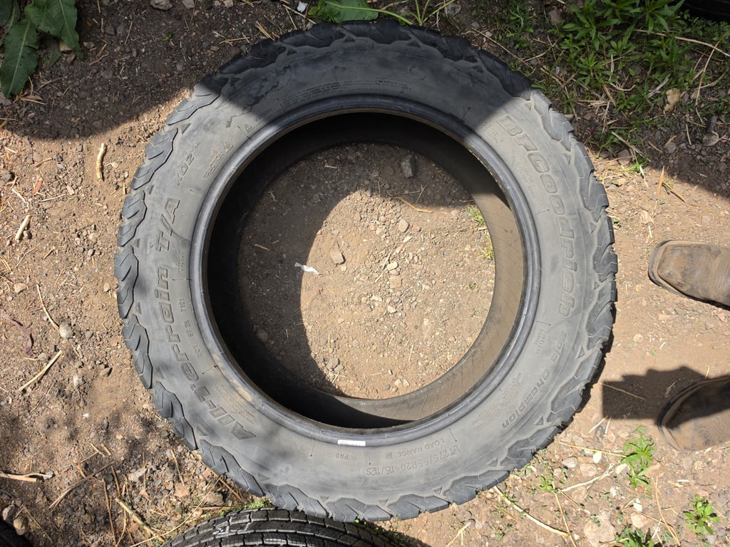 LT275/55R20 Pair (2 Used Tires) BF Goodrich KO3