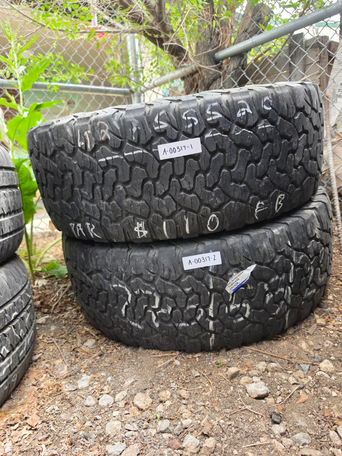 LT275/55R20 Pair (2 Used Tires) BF Goodrich KO3