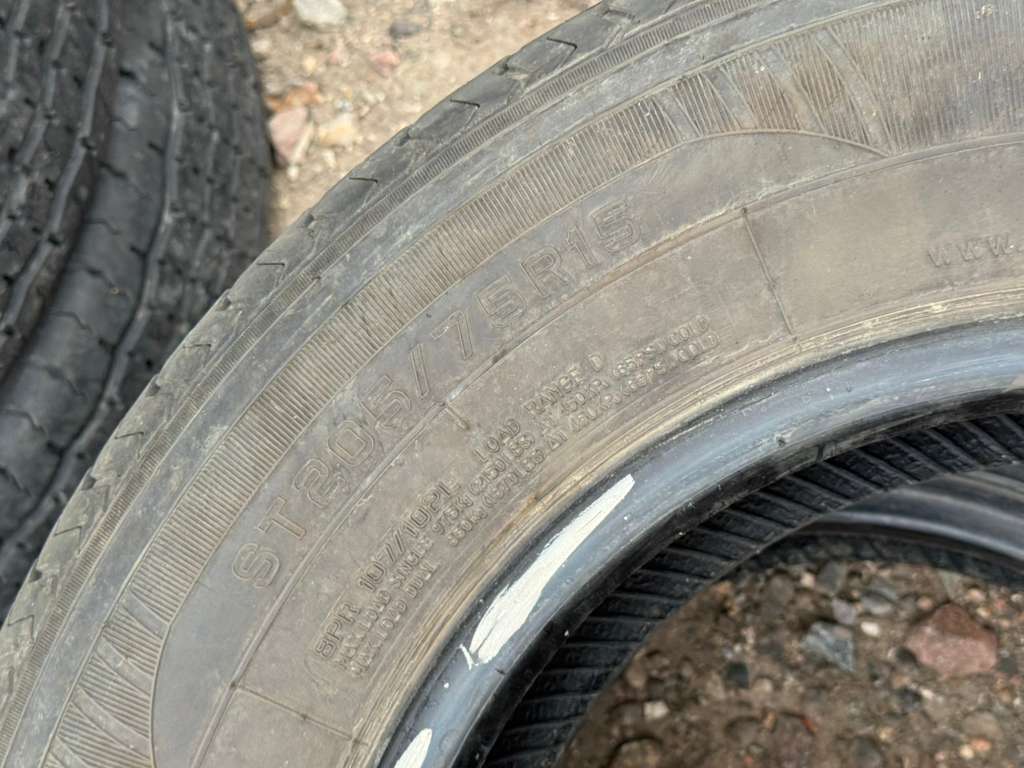 ST205/75R15 Pair (2 Used Tires) Power King Towmax STR2