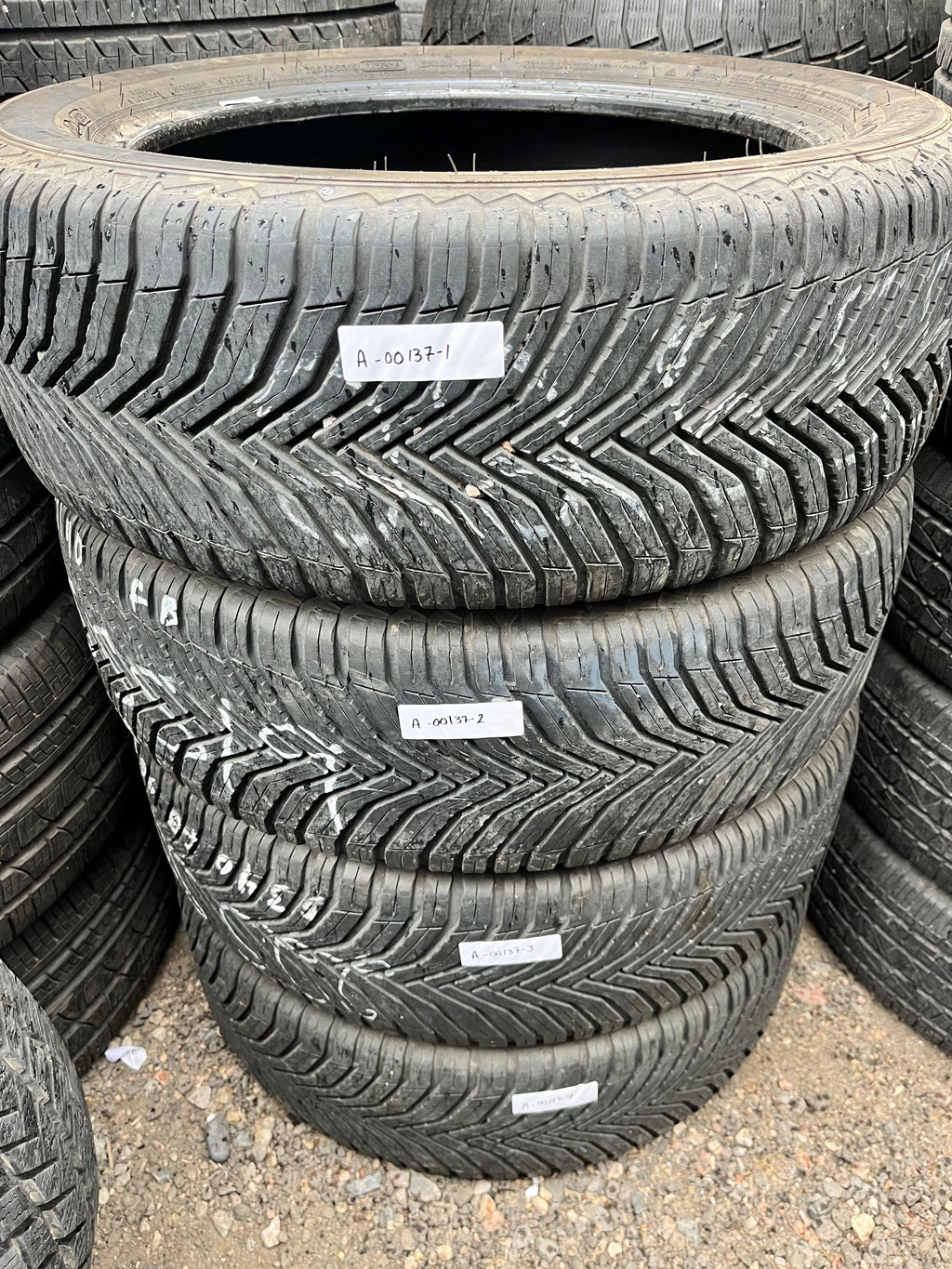 225/55R19 Set (4 Used Tires) Michelin Cross Climate