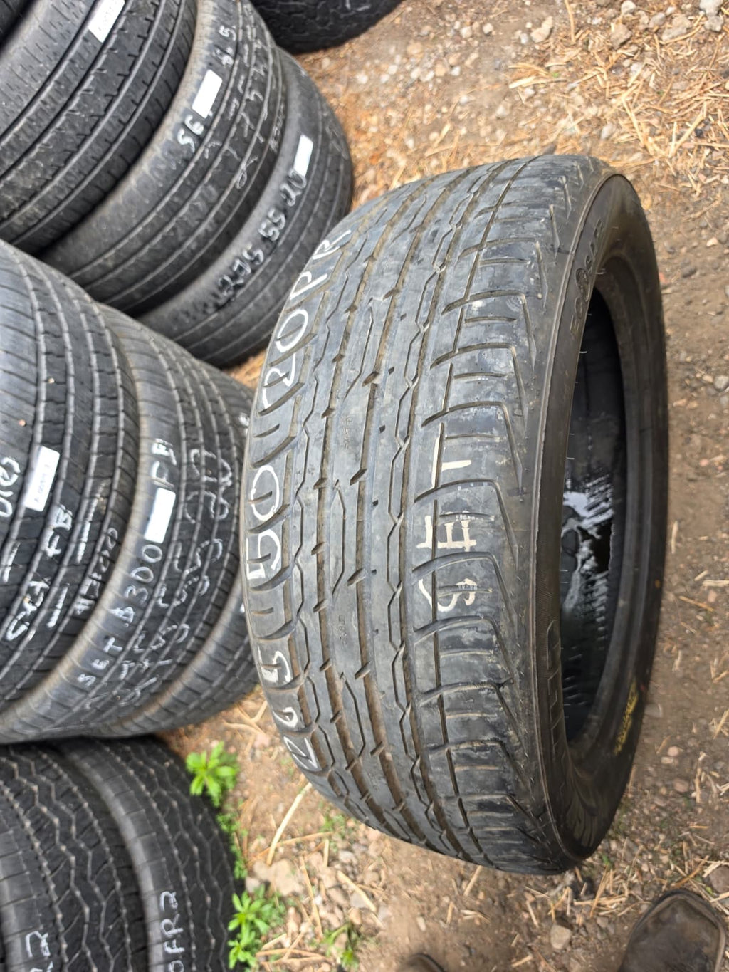 265/50R20 Set (4 Used Tires) Zenna Arcus-UHP
