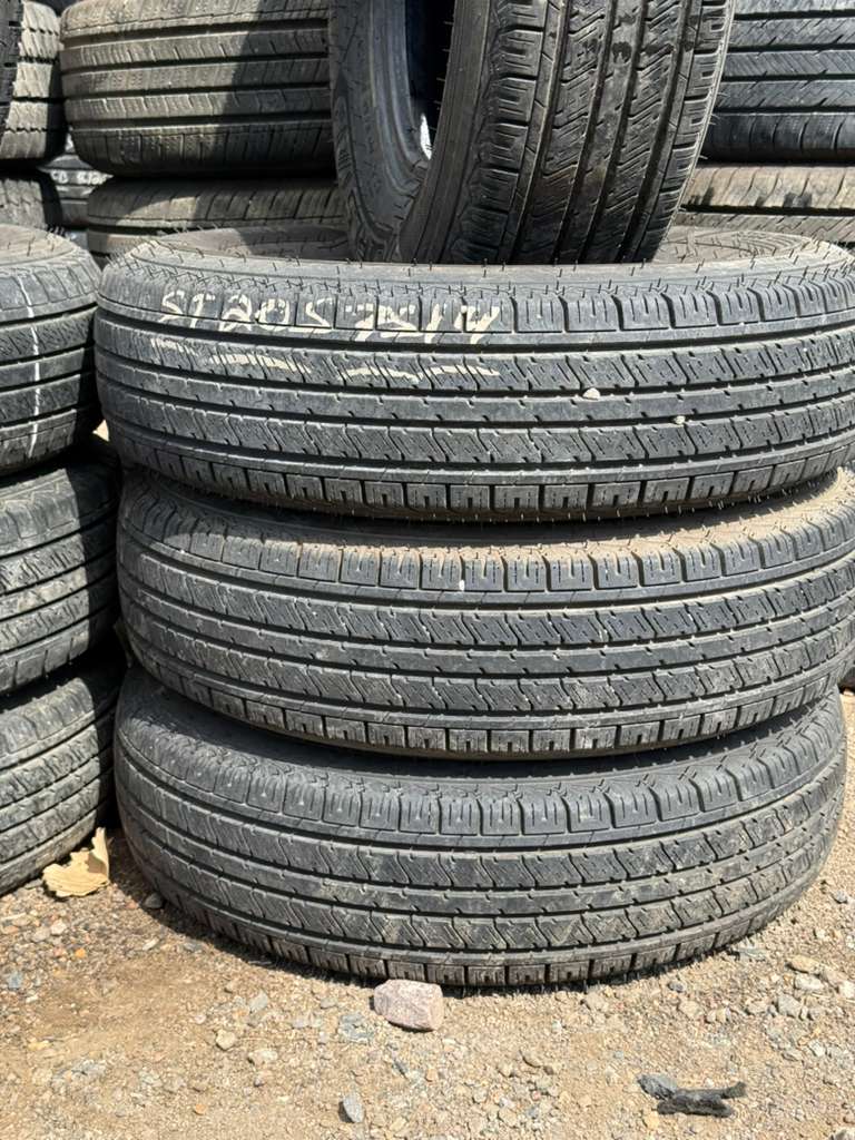 ST205/75R14 Set (4 Used Tires) Carlstar Radial Trail USA