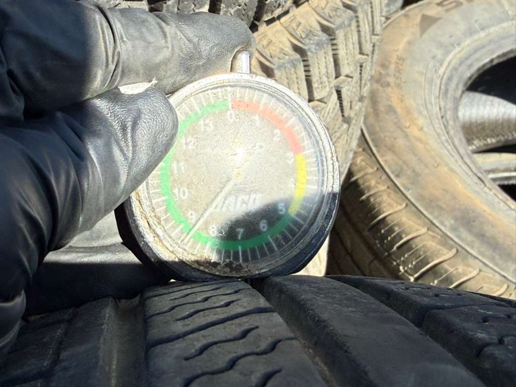ST205/75R14 Set (4 Used Tires) Carlstar Radial Trail USA
