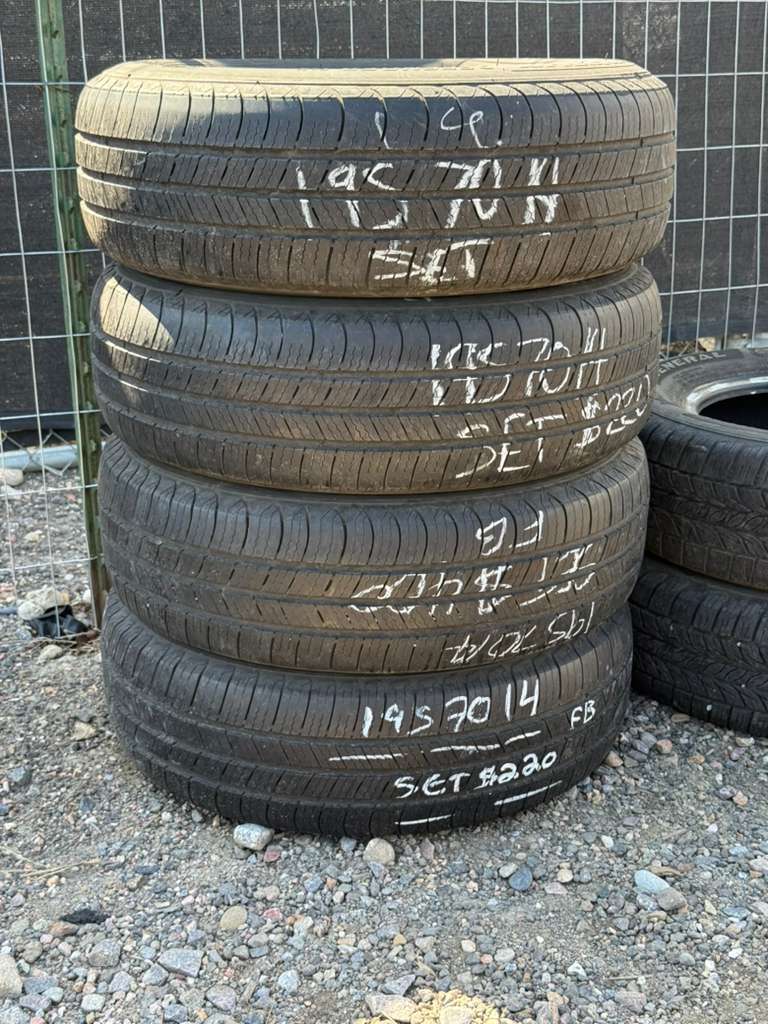 195/70R14 Set (4 Used Tires) Michelin Defender T+H