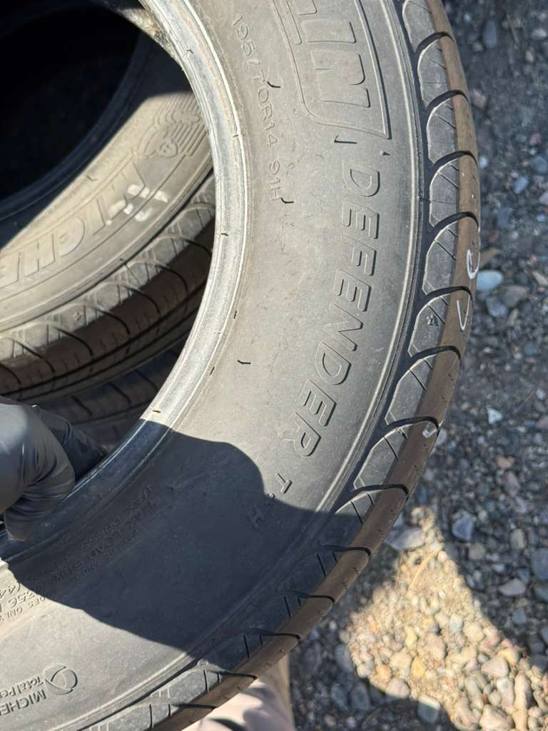 195/70R14 Set (4 Used Tires) Michelin Defender T+H