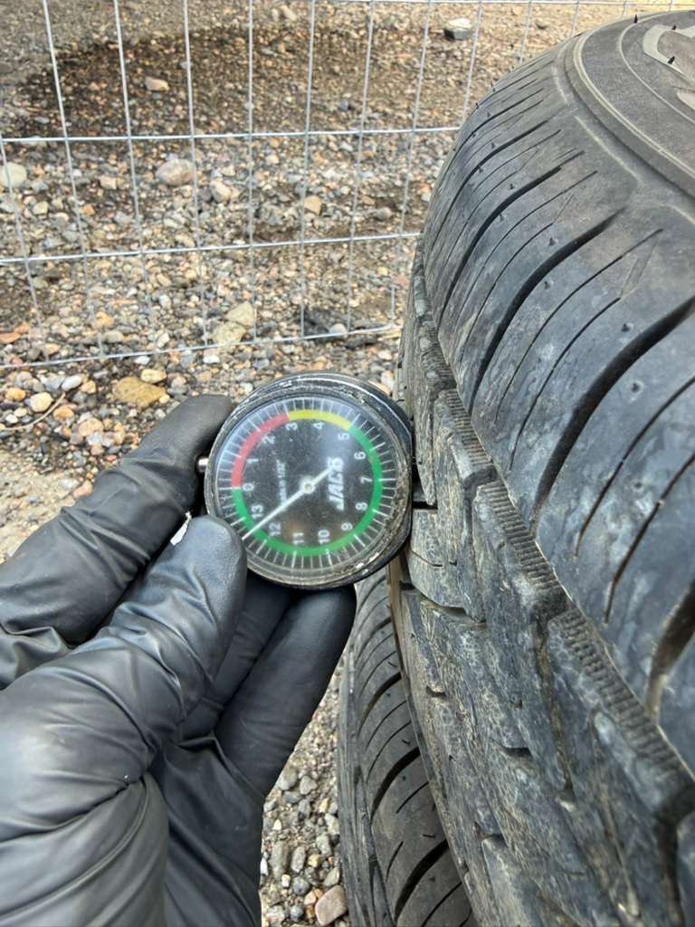 185/65R14 Pair (2 Like New Tires) Toyo Extensa A/S2